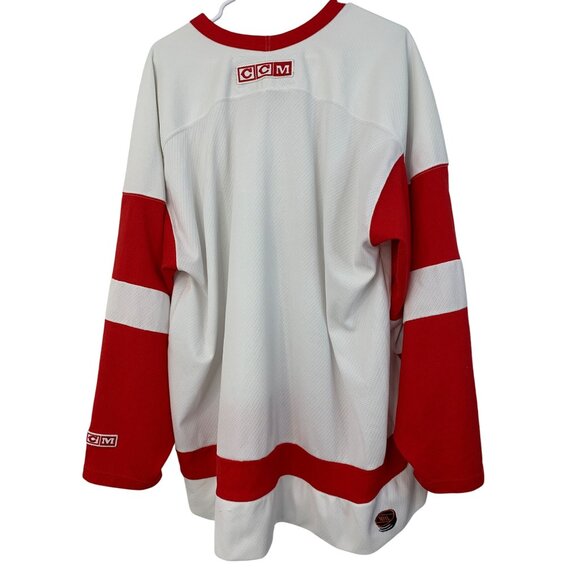 VTG CCM Detroit Red Wings Official Licensed Jersey 2XL Sewn 7637 Hockey GUC - Picture 4 of 9